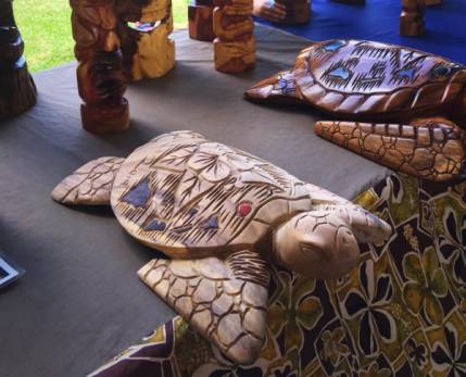 Honu_Poipu_Shopping_Village_Market