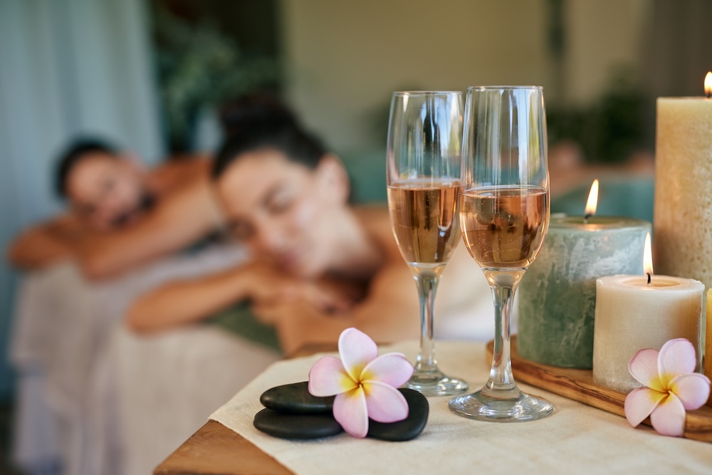 couple getting a massage at a spa